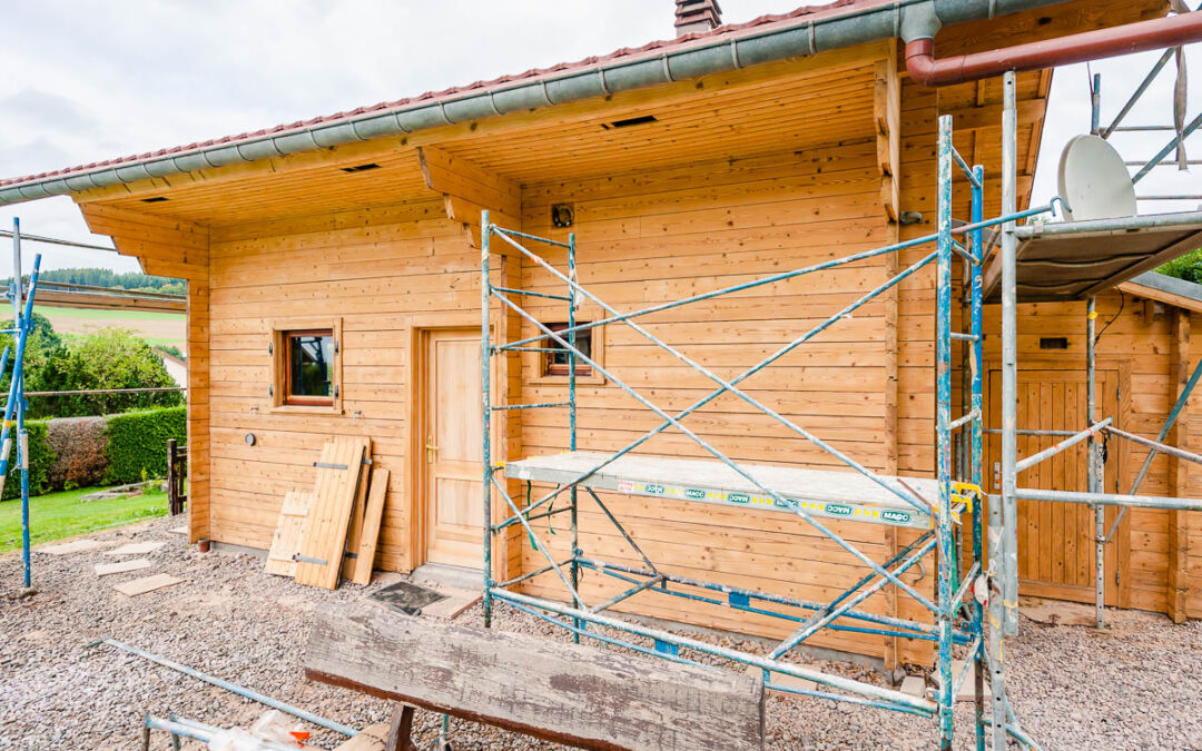 Un professionnel pour votre décapage de chalet à Gérardmer